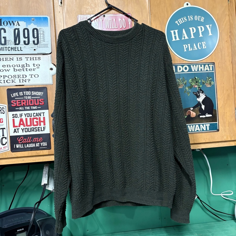 Men's Forest Green Cable Knit Crewneck Sweater